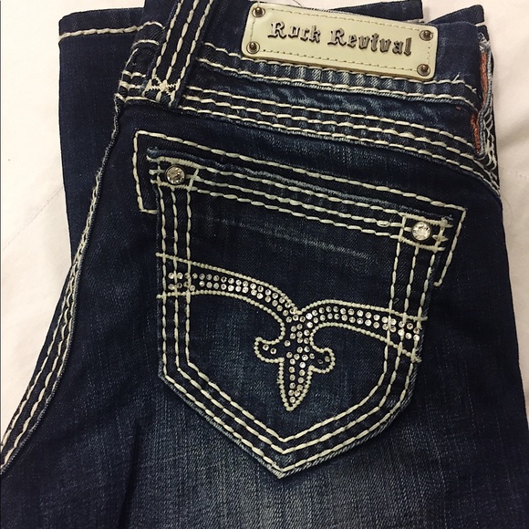 Rock Revival Jeans - Picture 6 of 6